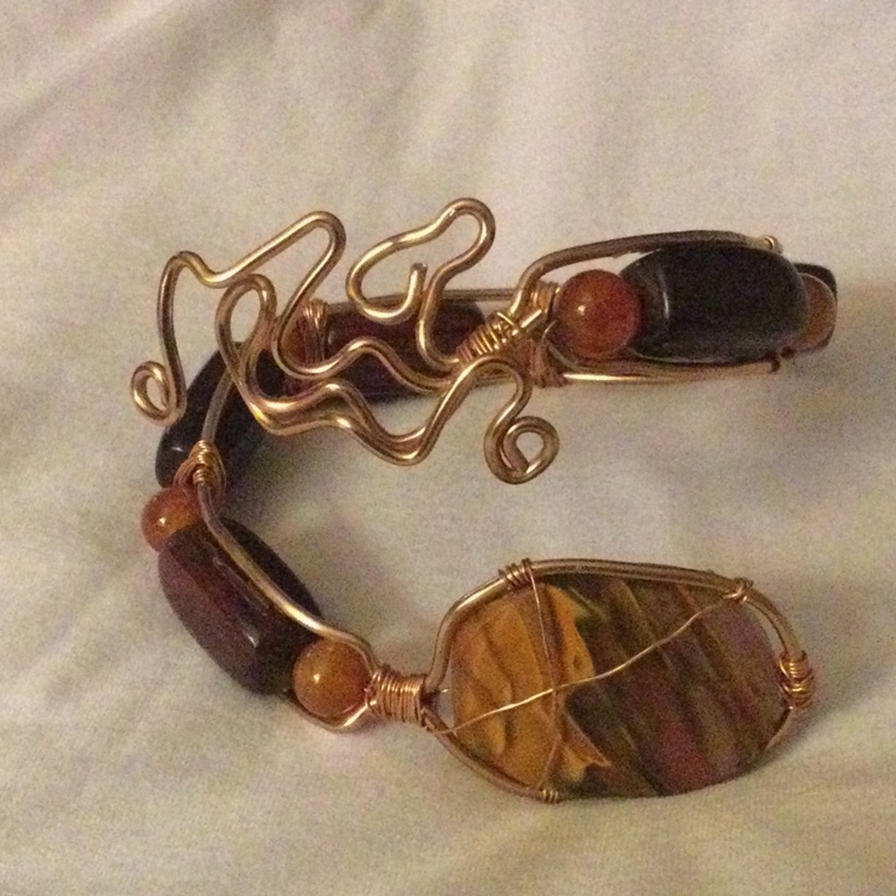 Cherry Grain Wire Bracelet
